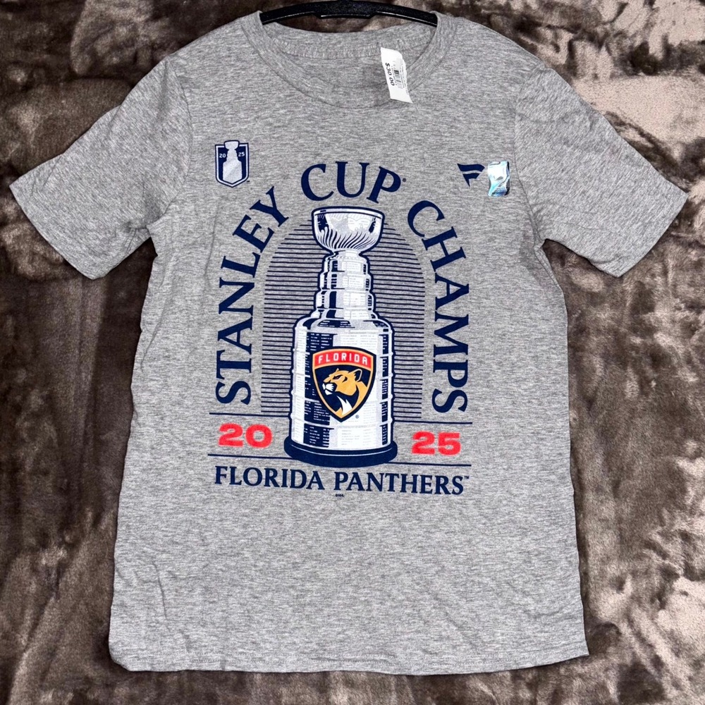Florida Panthers T-Shirt Boys M 10/12 Gray Fanatics Stanley Cup Champions 2025